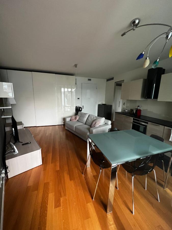 Place Of Peace Apartment อาซซาโก ภายนอก รูปภาพ