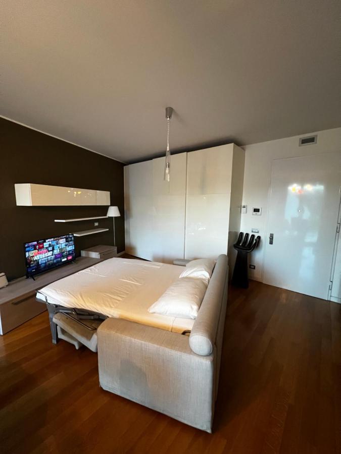 Place Of Peace Apartment อาซซาโก ภายนอก รูปภาพ